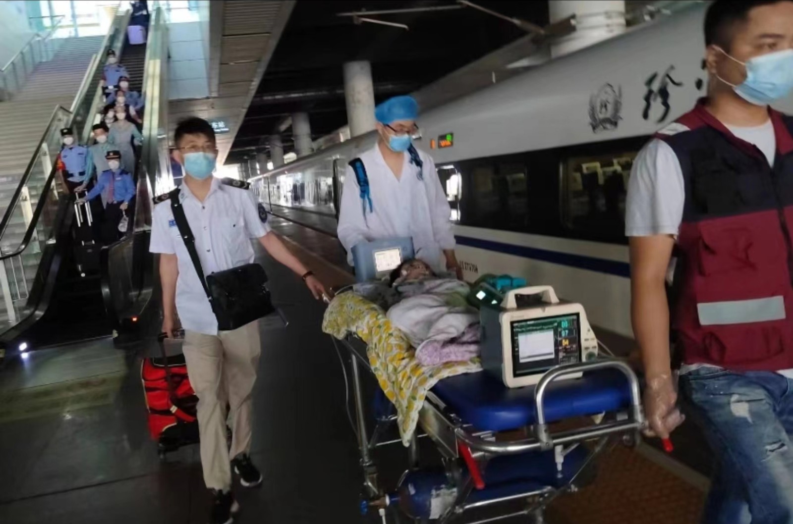 城口县高铁转运公司